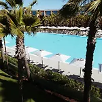 Hotel Wine & Books By The Sea, Algarve Albufeira