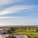 Wine & Books By The Sea, Algarve 호텔 5*
