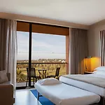Wine & Books By The Sea, Algarve 5* 阿尔布费拉