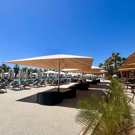 Wine & Books By The Sea, Algarve