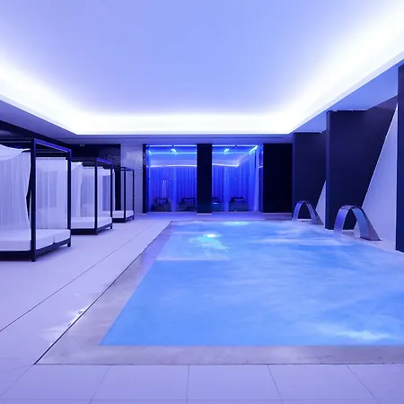 Wine & Books By The Sea, Algarve 5*