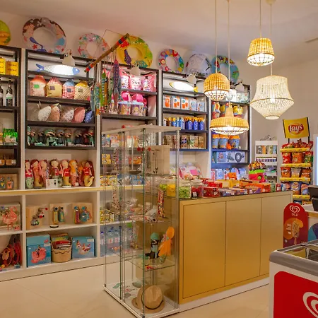 Hotel Wine & Books By The Sea, Algarve