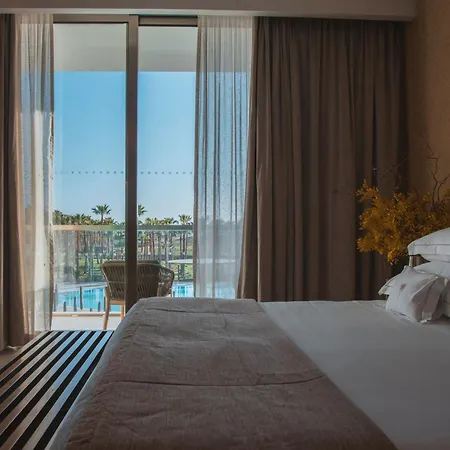 Hotel Wine & Books By The Sea, Algarve 5*