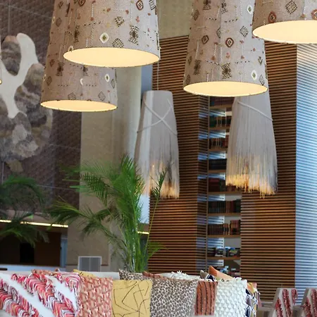 Wine & Books By The Sea, Algarve Hotel