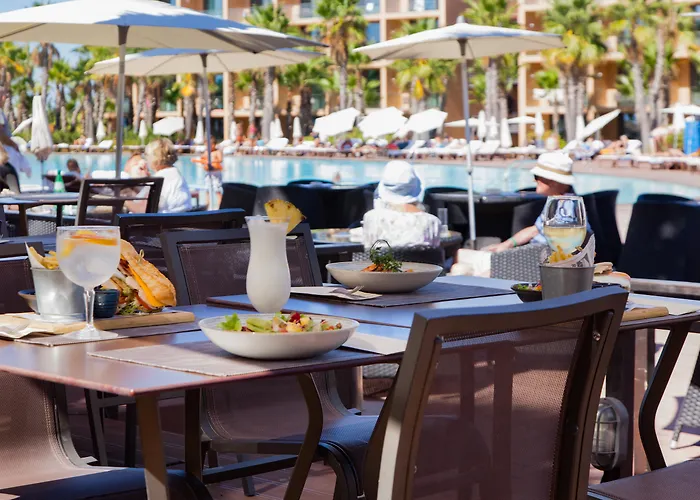 Wine & Books By The Sea, Algarve Hotel Albufeira