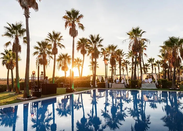 Hotel Wine & Books By The Sea, Algarve