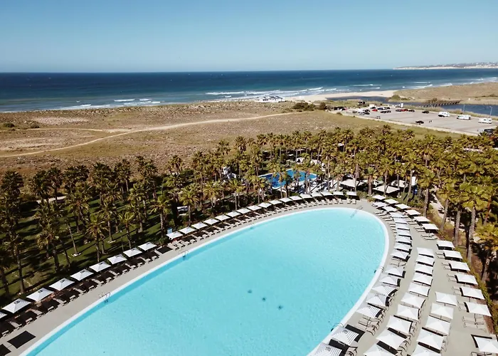 Wine & Books By The Sea, Algarve Hotel 5*