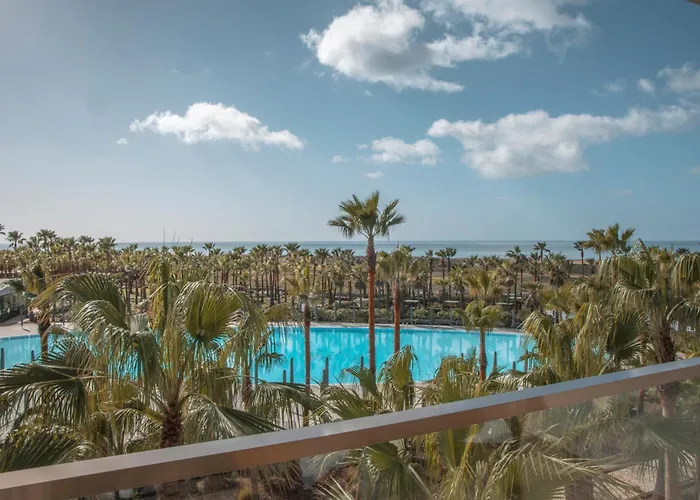 Hotel Wine & Books By The Sea, Algarve