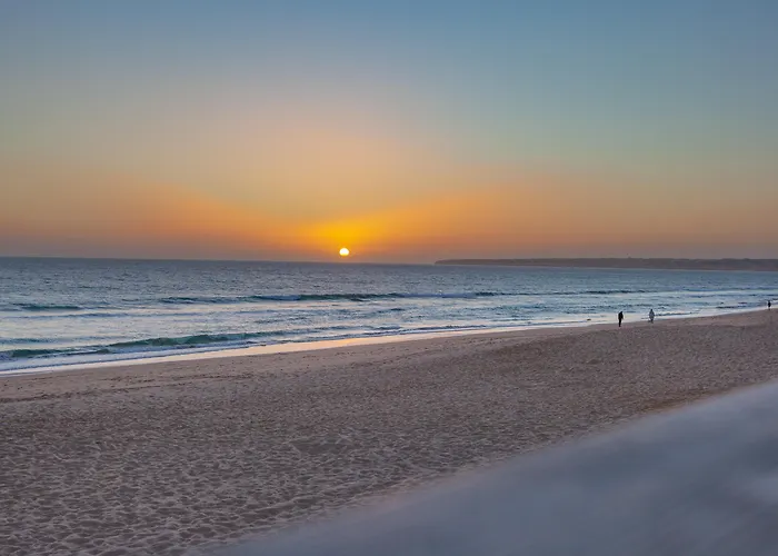 Hotel Wine & Books By The Sea, Algarve 5*