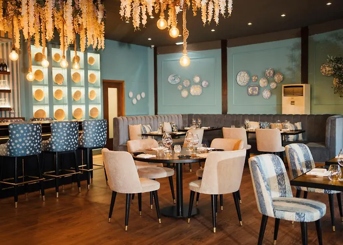 Wine & Books By The Sea, Algarve Hotel 5*