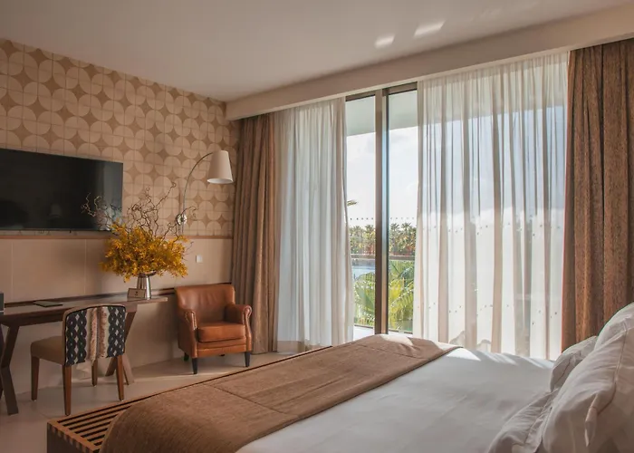 Wine & Books By The Sea, Algarve