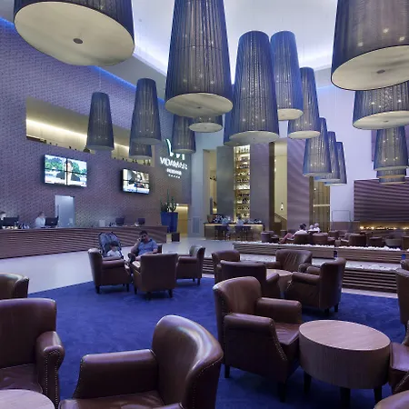 Wine & Books By The Sea, Algarve Hotel