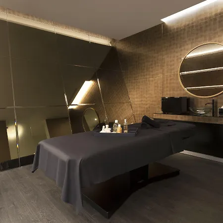 Wine & Books By The Sea, Algarve